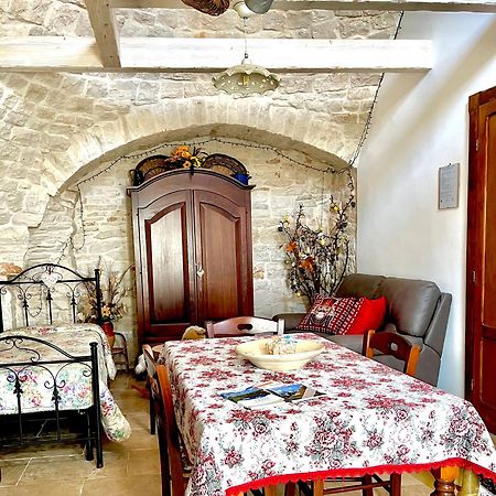 אלברובלו Trullo Di Giovannina Casa Vacanza מראה חיצוני תמונה
