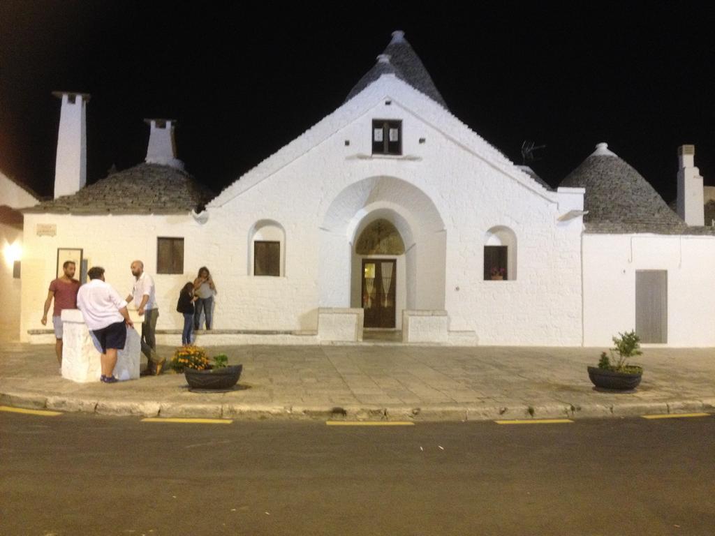 אלברובלו Trullo Di Giovannina Casa Vacanza מראה חיצוני תמונה